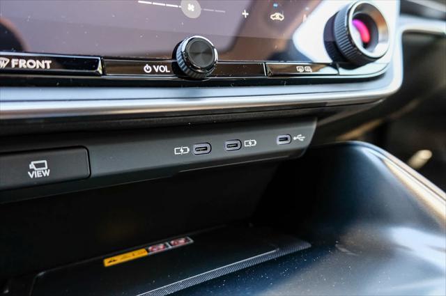 2025 Lexus RZ 450e Premium