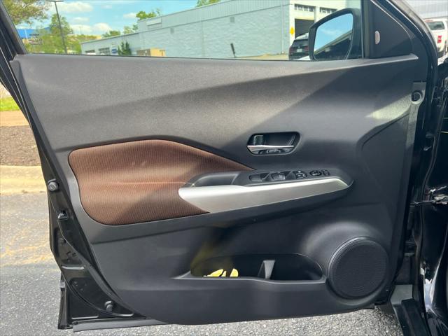 2020 Nissan Kicks SR Xtronic CVT