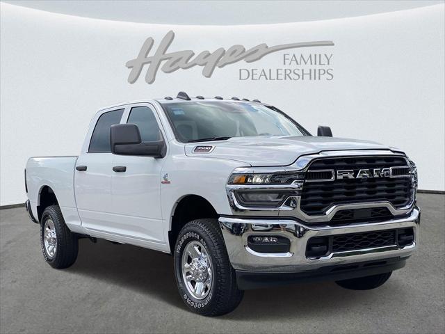 2025 RAM Ram 3500 RAM 3500 TRADESMAN CREW CAB 4X4 64 BOX