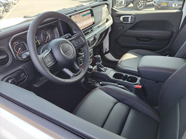 2025 Jeep Gladiator GLADIATOR RUBICON 4X4