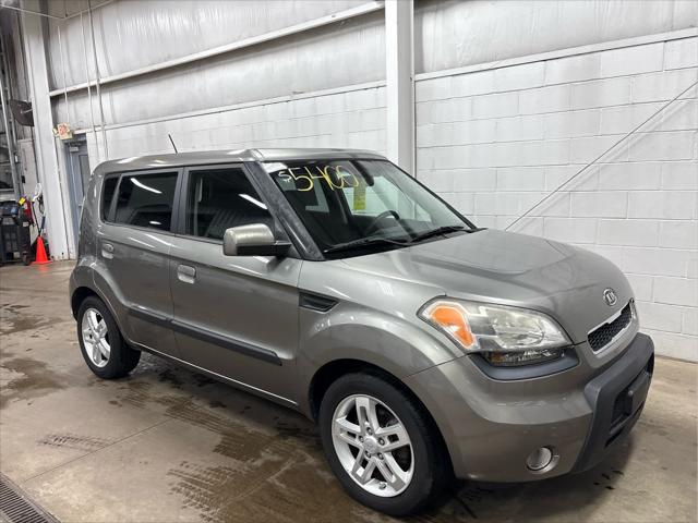 2010 Kia Soul +