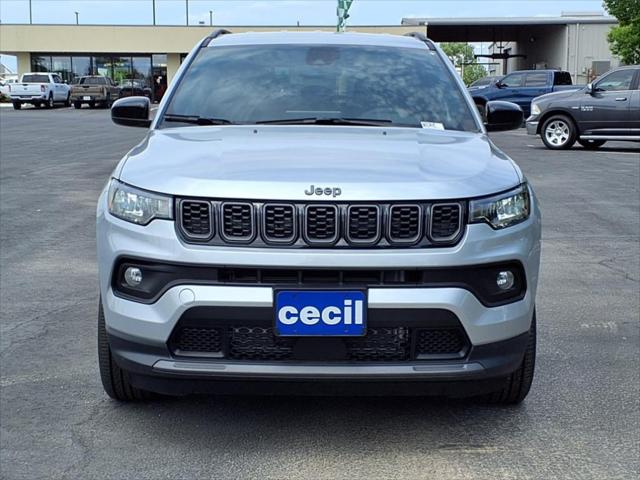2025 Jeep Compass COMPASS LATITUDE 4X4