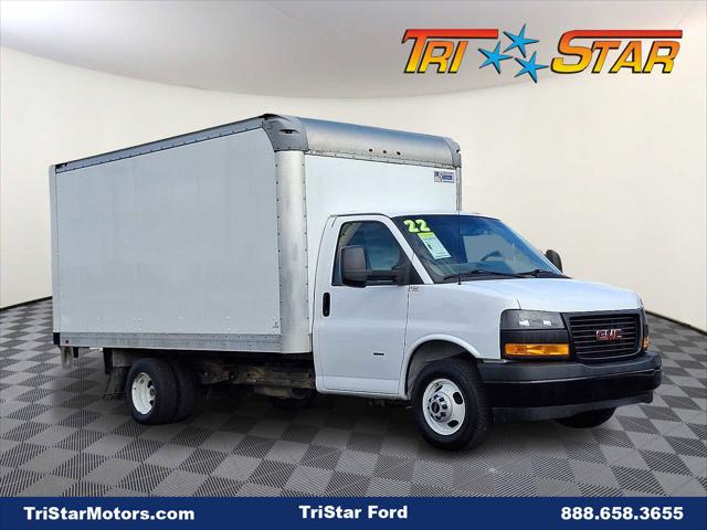 2022 GMC Savana Cutaway Work Van 2022 GMC Savana Cutaway Work Van