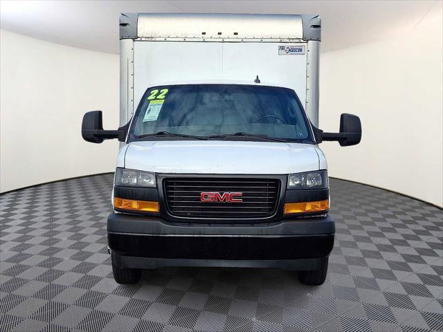 2022 GMC Savana Cutaway Work Van 2022 GMC Savana Cutaway Work Van