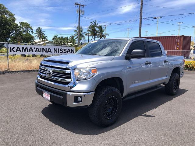 2017 Toyota Tundra SR5 5.7L V8