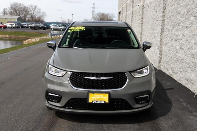 2023 Chrysler Pacifica Hybrid Limited