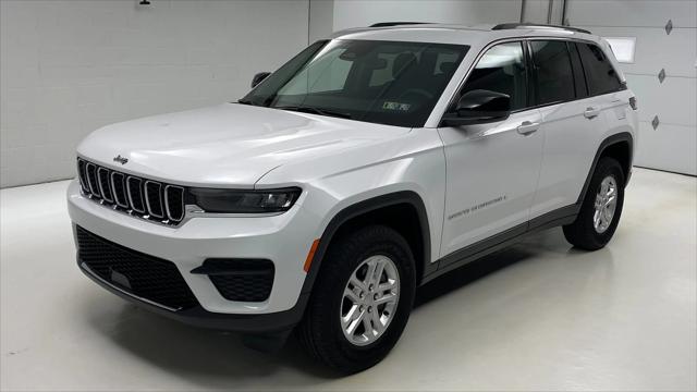 2023 Jeep Grand Cherokee Laredo 4x4
