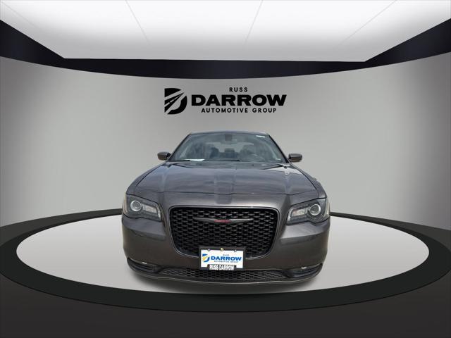 2022 Chrysler 300 S