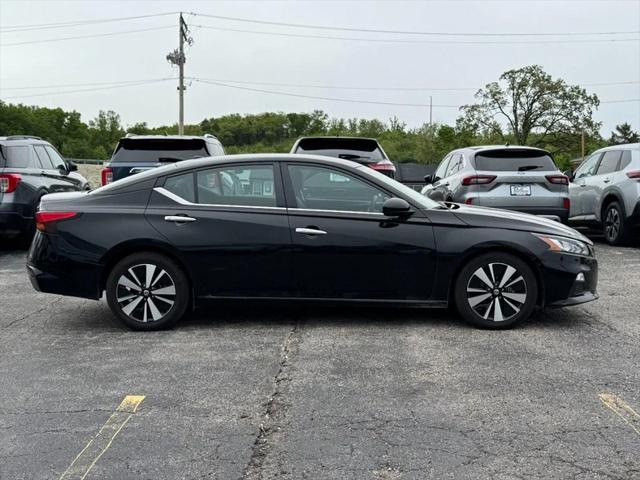 2022 Nissan Altima SV FWD