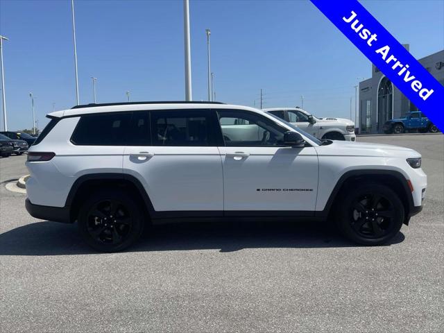 2023 Jeep Grand Cherokee L Altitude 4x2
