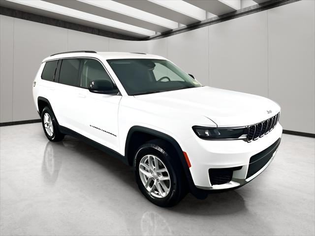 2023 Jeep Grand Cherokee L Laredo 4x4