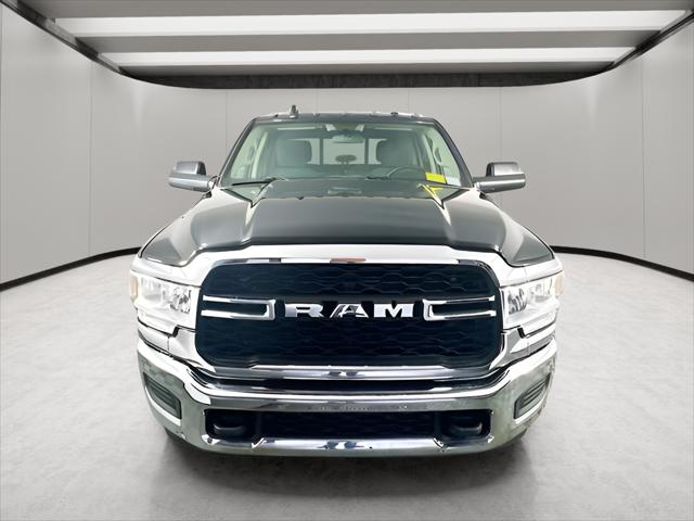 2020 RAM 2500 Tradesman Crew Cab 4X2 8 Box