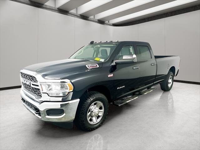 2020 RAM 2500 Tradesman Crew Cab 4X2 8 Box