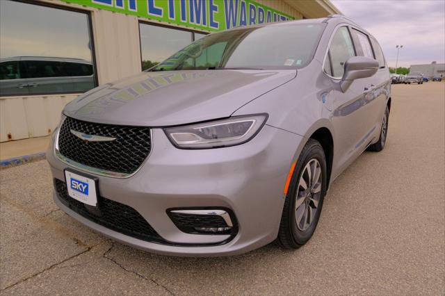 2021 Chrysler Pacifica Hybrid Touring L