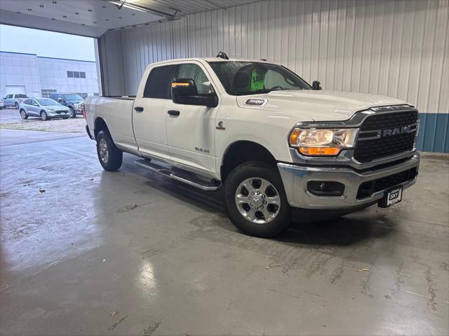 2024 RAM 3500 Big Horn Crew Cab 4x4 8 Box