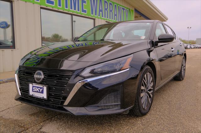 2023 Nissan Altima SV FWD