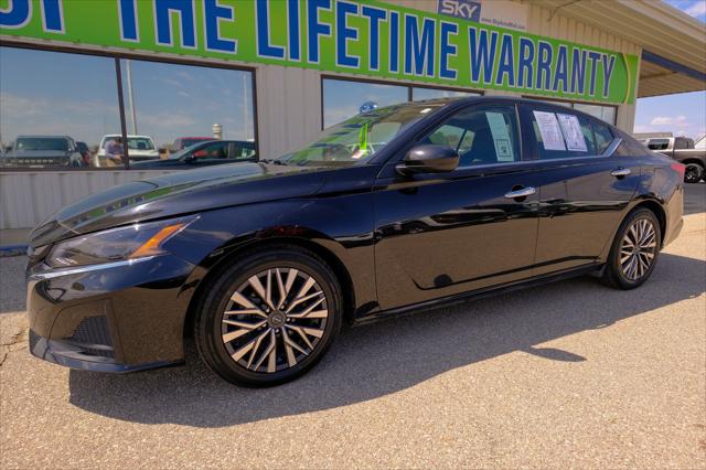 2023 Nissan Altima SV FWD