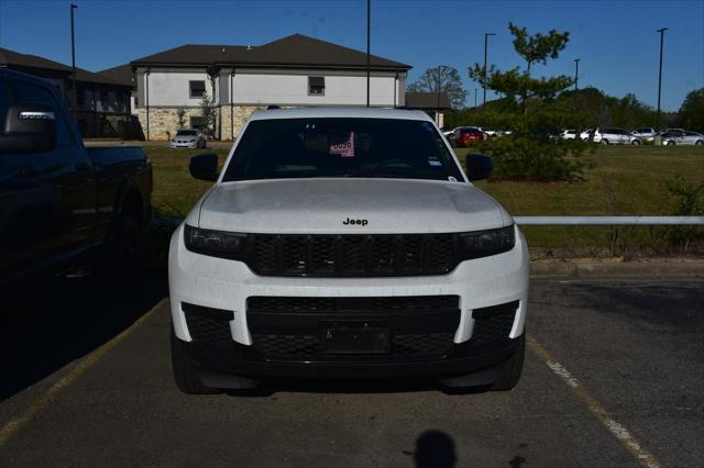 2023 Jeep Grand Cherokee L Altitude 4x2