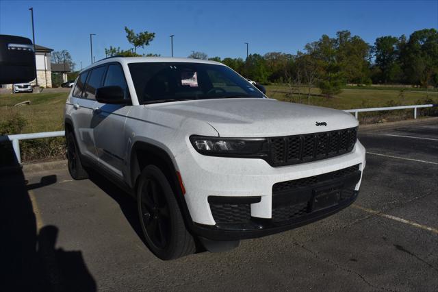 2023 Jeep Grand Cherokee L Altitude 4x2