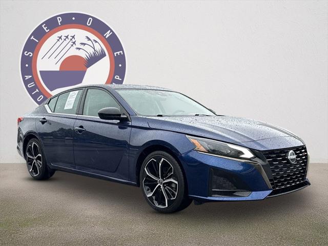 2023 Nissan Altima SR FWD