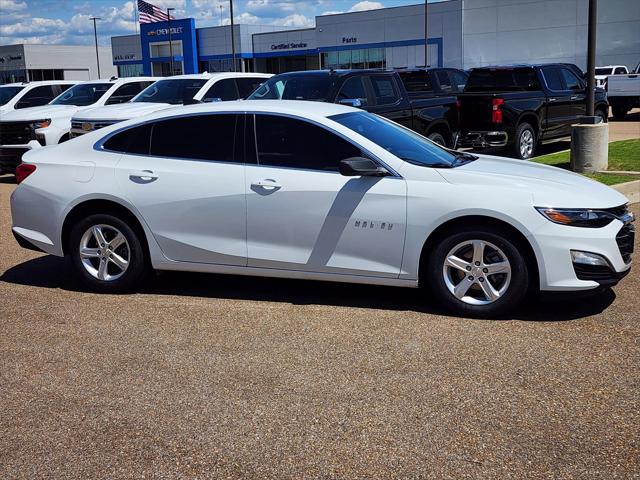 2022 Chevrolet Malibu FWD LS