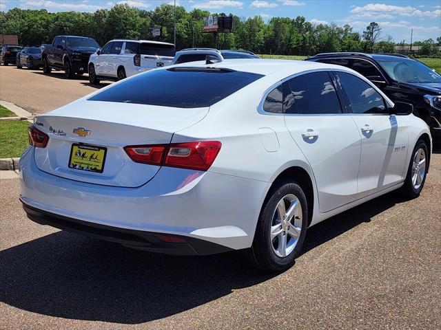 2022 Chevrolet Malibu FWD LS