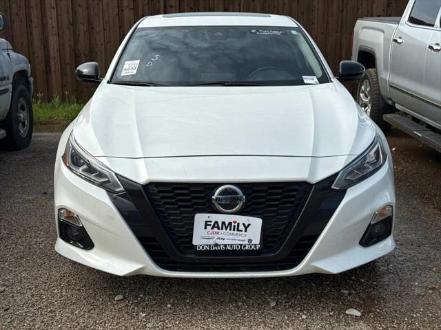 2022 Nissan Altima SR FWD