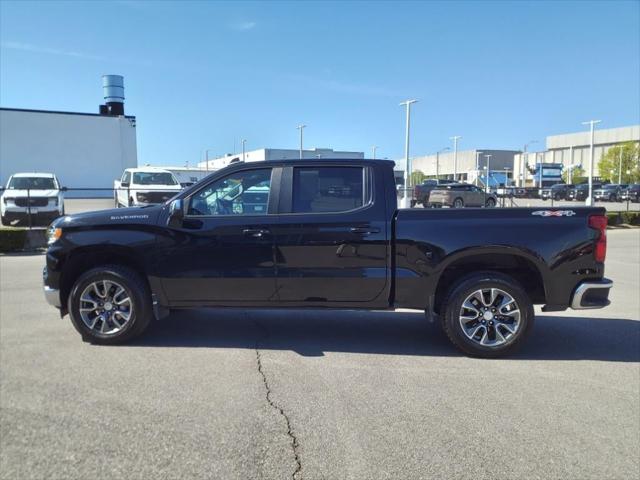 2022 Chevrolet Silverado 1500 4WD Crew Cab Short Bed LT with 2FL