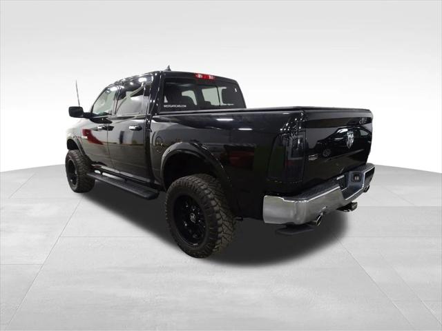 2018 RAM 1500 Laramie Crew Cab 4x2 57 Box