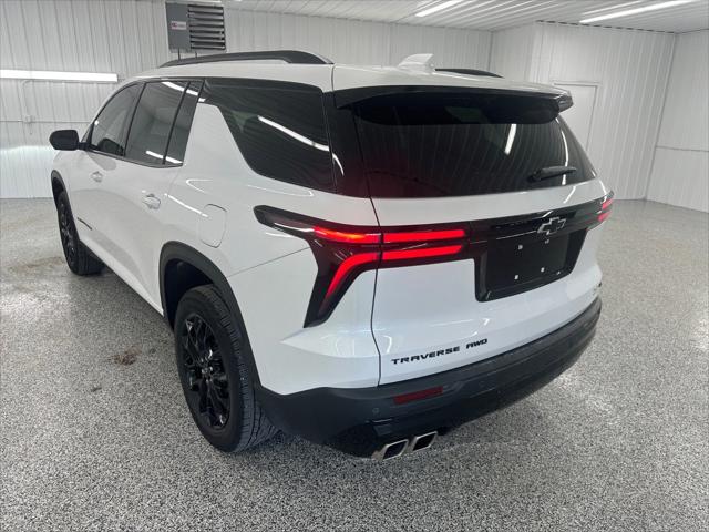 2024 Chevrolet Traverse AWD LT