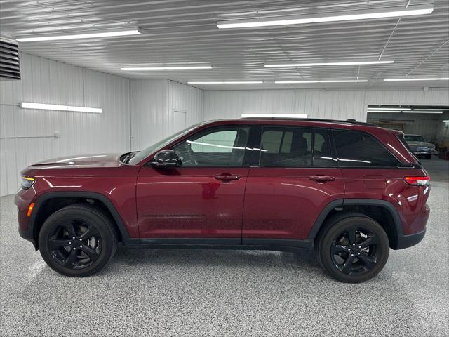 2023 Jeep Grand Cherokee Altitude 4x4