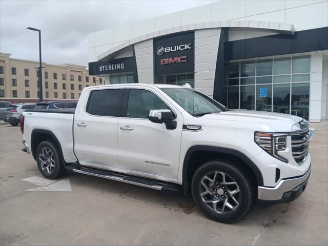 2022 GMC Sierra 1500 4WD Crew Cab Short Box SLT