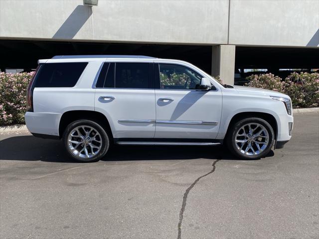 2016 Cadillac Escalade Luxury Collection