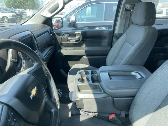 2023 Chevrolet Silverado 1500 4WD Crew Cab Short Bed Custom