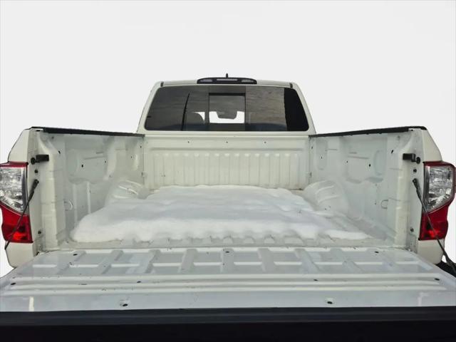 2023 Nissan Titan Crew Cab SV 4x4