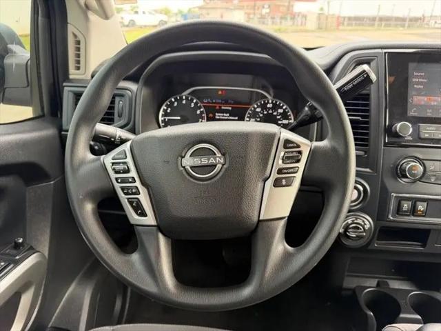 2023 Nissan Titan Crew Cab SV 4x4