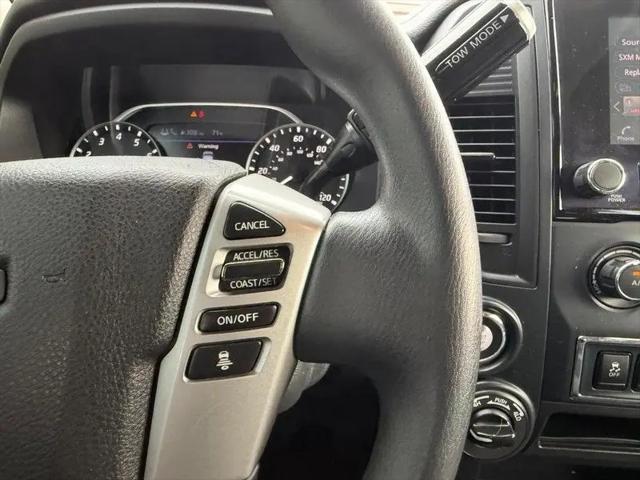 2023 Nissan Titan Crew Cab SV 4x4