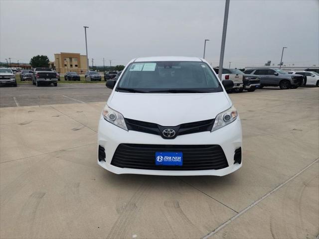 2020 Toyota Sienna L