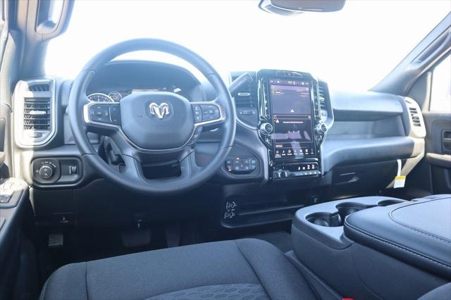 2025 RAM Ram 2500 RAM 2500 TRADESMAN CREW CAB 4X4 64 BOX