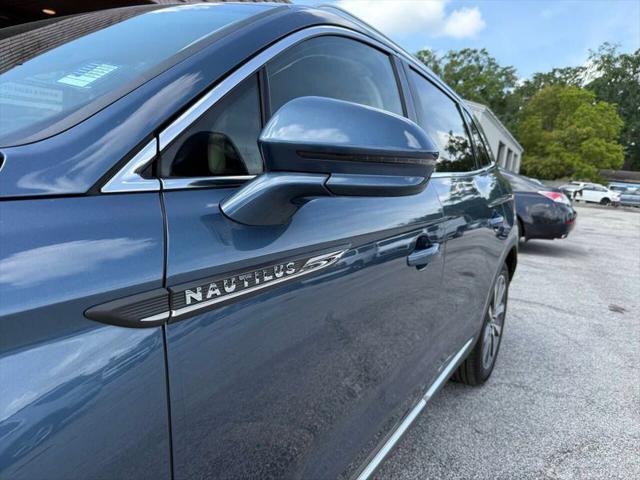 2019 Lincoln Nautilus Select