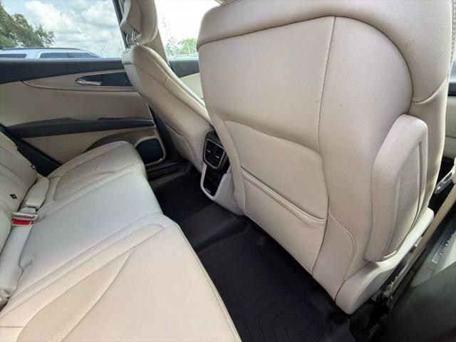 2019 Lincoln Nautilus Select
