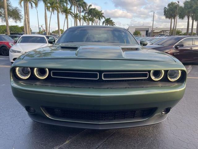 2021 Dodge Challenger SXT