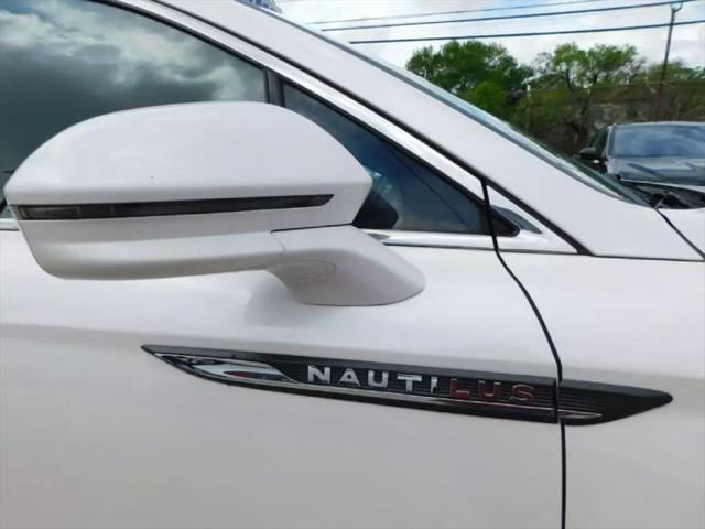 2019 Lincoln Nautilus Standard