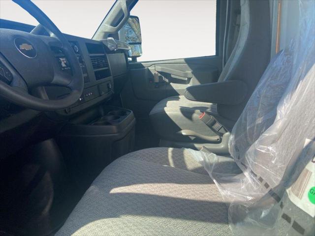 2025 Chevrolet Express Cutaway Work Van