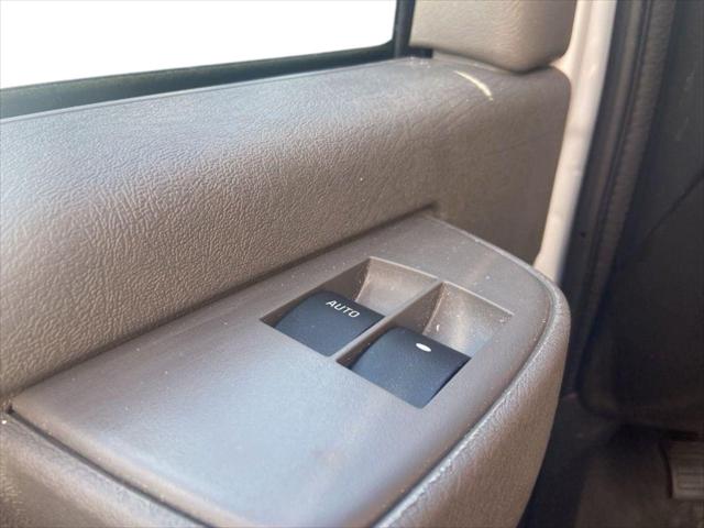 2025 Chevrolet Express Cutaway Work Van