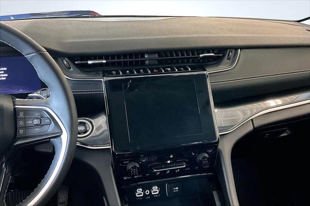 2023 Jeep Grand Cherokee Laredo 4x4