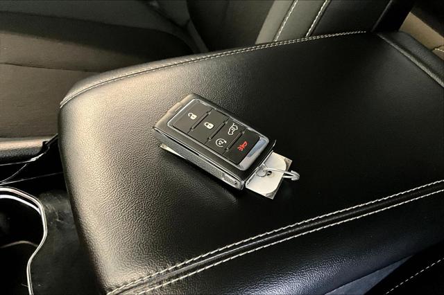 2023 Jeep Grand Cherokee Laredo 4x4