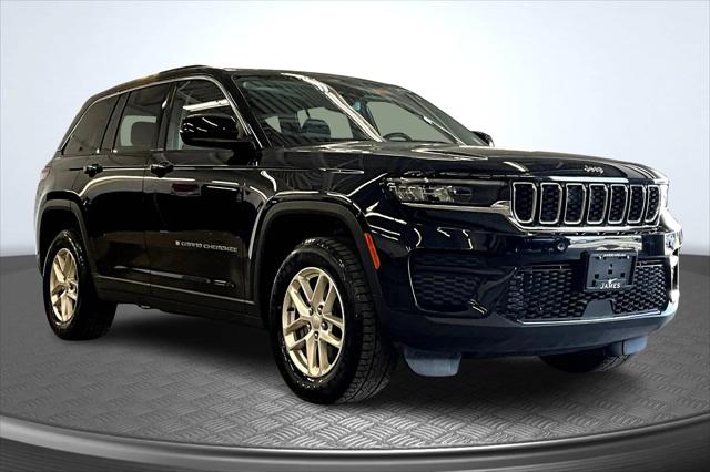 2023 Jeep Grand Cherokee Laredo 4x4