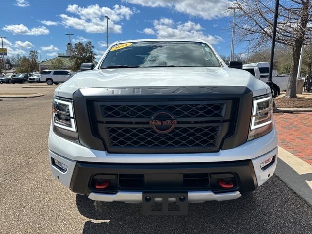 2024 Nissan TITAN Crew Cab PRO-4X 4x4