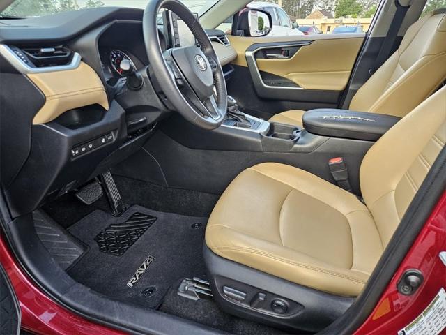 2021 Toyota RAV4 XLE Premium
